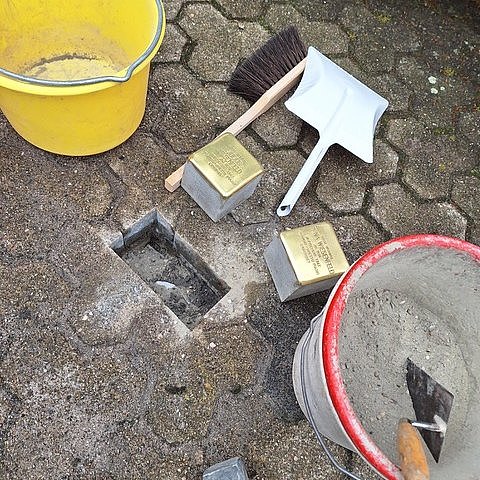 Stolpersteinverlegung 2023 in Ginsheim-Gustavsburg. Stolpersteinverlegung 2023 in Ginsheim-Gustavsburg.